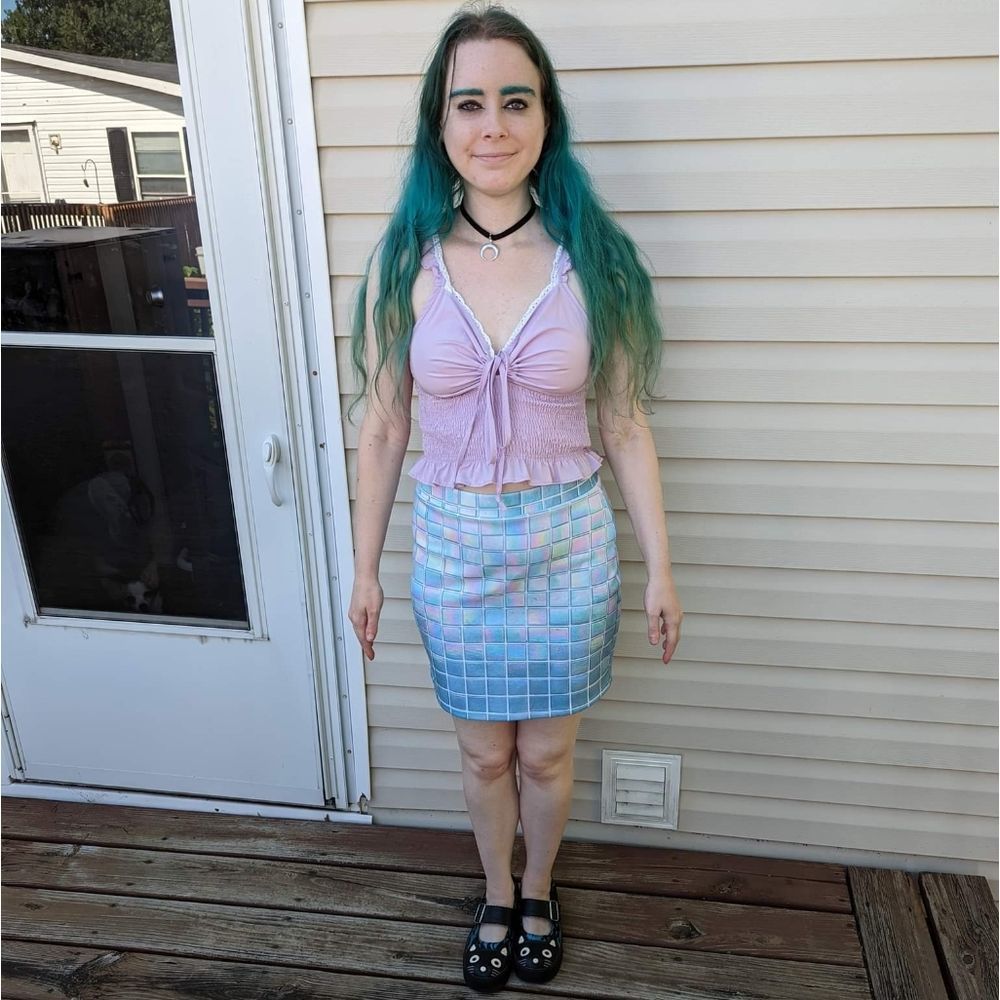 Dolls kill grid skirt l large blue pink yellow fairy kei pencil stretchy - Picture 2 of 5